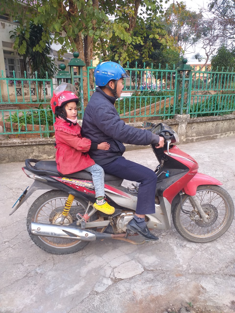 AN TOÀN GIAO THÔNG CHO TRẺ TRONG TRƯỜNG MẦM NON